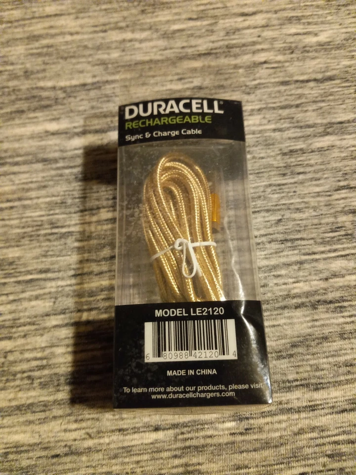 Duracell- Charging Sync Cable For Older Model Iphones And Ipods 3 ft-NEW... - Image 3 of 4