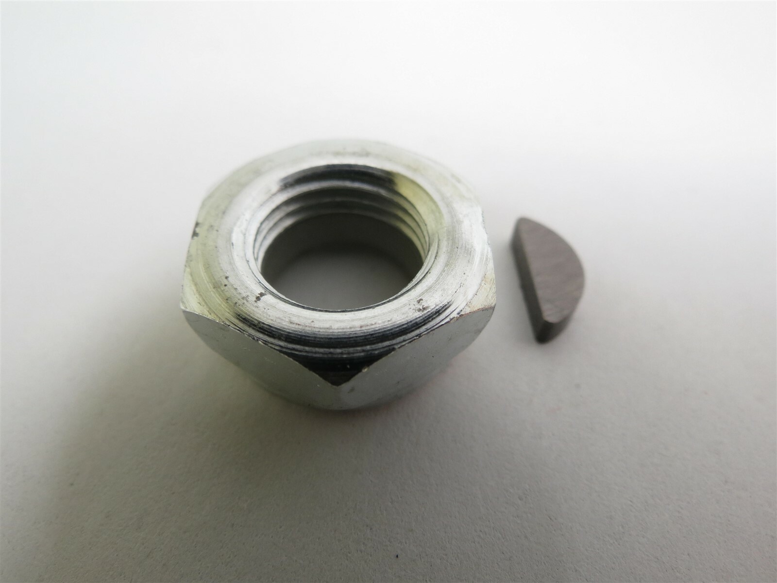 Power Steering Pump Nut & Key Way Set GM With Standard AMS 404 Key Way