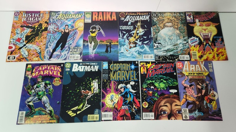 Bundle of 1990s Marvel, DC Comics, Spider-Man, Batman, Justice League, Aquaman
