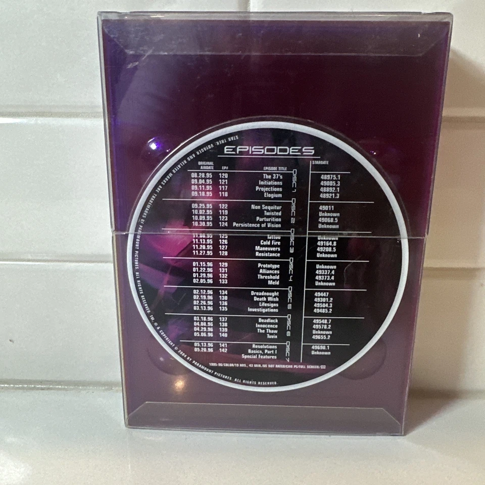 Star Trek: Voyager - Complete Second Season (DVD, 2004, 7-Disc Set)  - Image 3 of 4