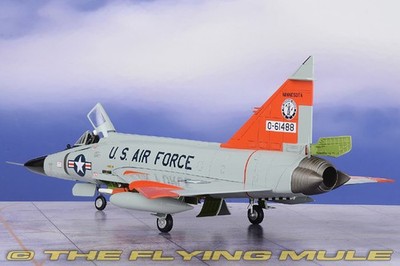 Hobby Master 1:72 F-102A Delta Dagger USAF 148th FIG, 179th FIS MN
