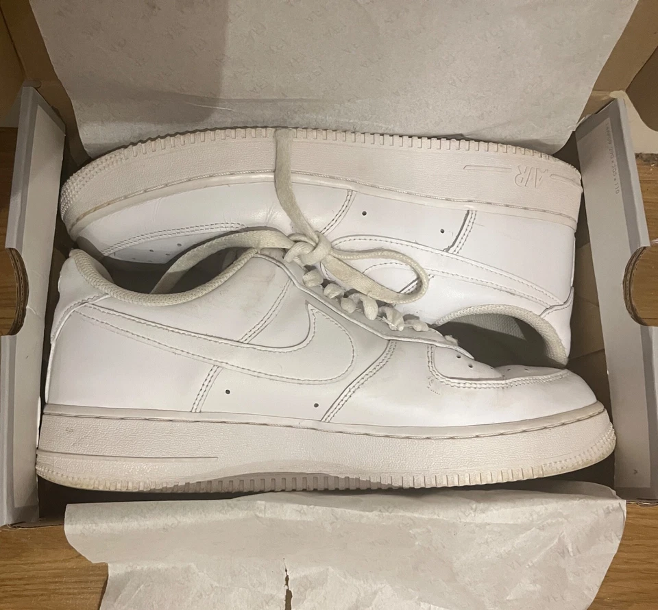 Size 9 - Nike Air Force 1 White, photo 1 of 5
