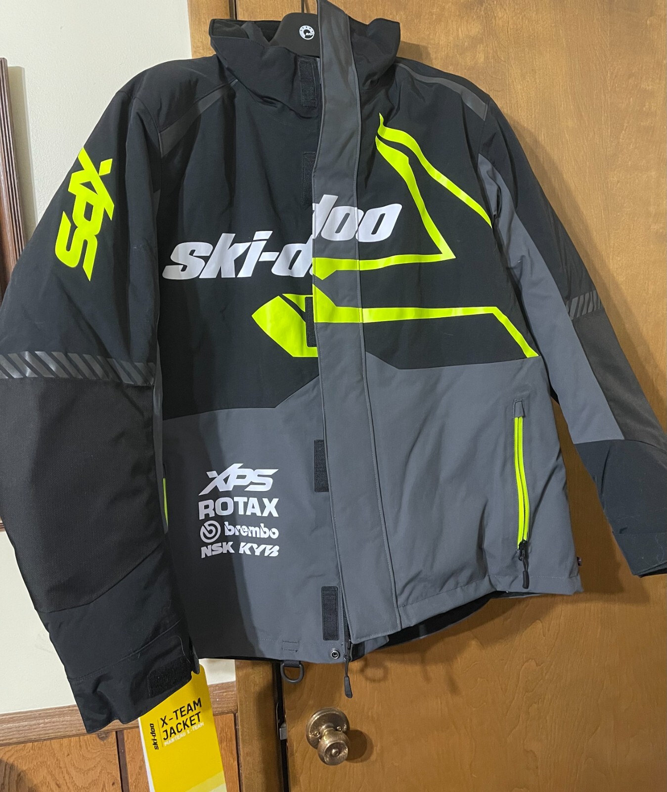 BRAND NEW SKIDOO XPS MANTEAU XTEAM WINTER JACKET MENS L P/N 4409370907 eBay