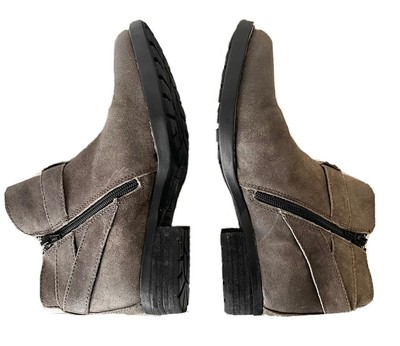 Born JORGETTE Taupe Gray Distressed 