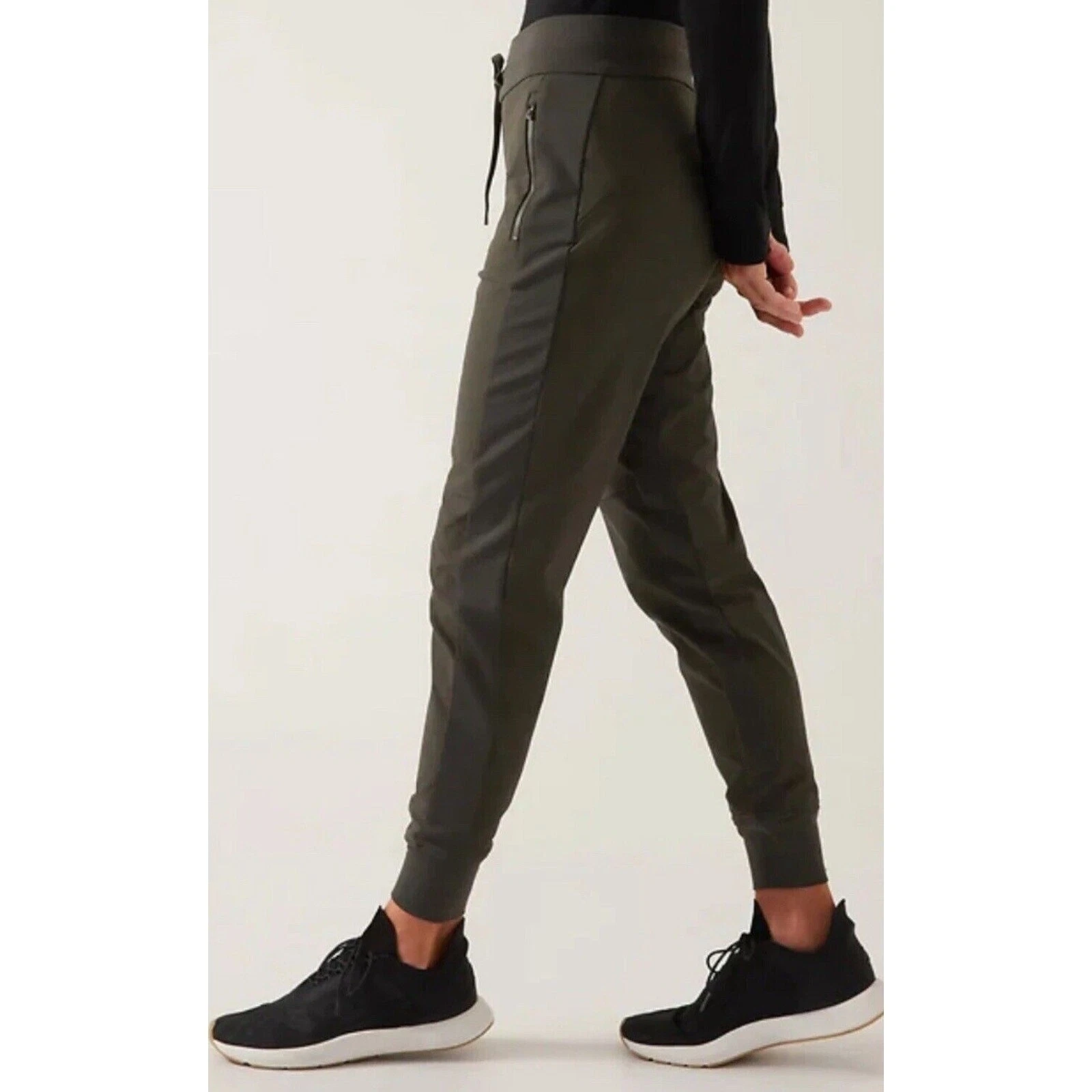 Athleta Black Sz 8 Headlands Hybrid Trekk Jogger Vertical Pockets Flaw NO TIE