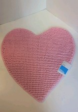 Room Essentials Heart Shaped Rug Chenille Non Slip Bath Mat Pink Washable