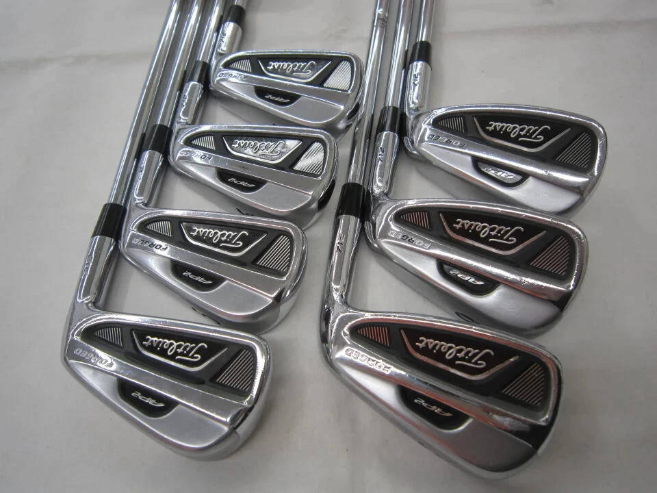 Set De Fers Titleist AP2 (5-PW) Pour Femme – Shafts Graphite – état Comme Neuf