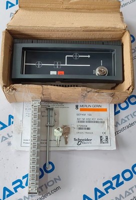 NEW IN BOX MERLIN GERIN SEPAM 100 S01 MI X02 X01 XHN WITH CONNECTOR AND KEYS