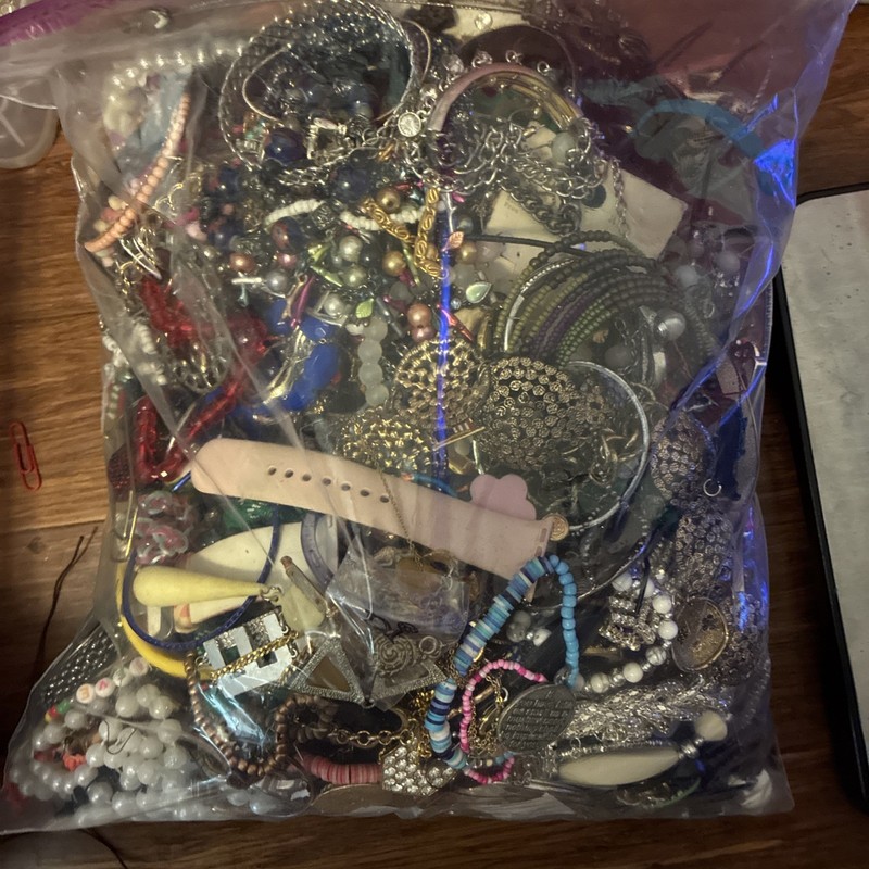 VNTG Used Mixed Women's Jewelry Lot 10lb. For Parts Repair Craft