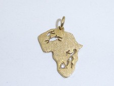 18K Gold 750 Gelbgold 2 cm x 1,6 cm Afrika Anhänger Diamant A50