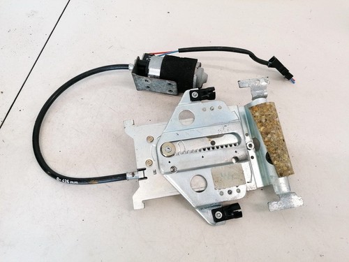 0130002458 Fahrersitz Stellmotor+  BMW 7-Series DE1350438-83