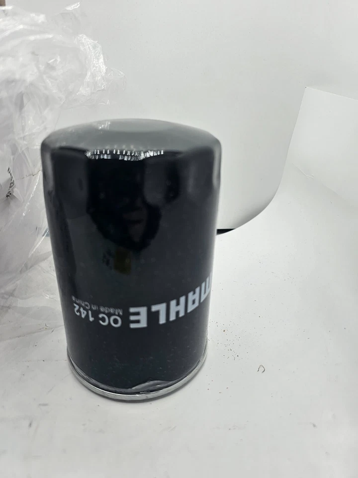 Filtro de aceite Mahle OC142 para modelos Porsche 968 1995 Foto 2 de 4