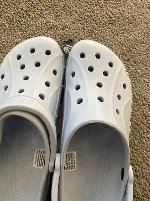 mens crocs size 8