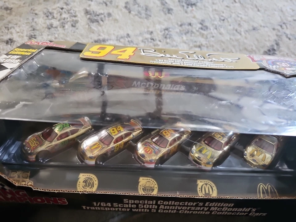 BILL ELLIOTT #94 50 Aniversario TRANSPORTE DORADO Y 5 COCHES McDONALD'S Nuevo Foto 3 de 4