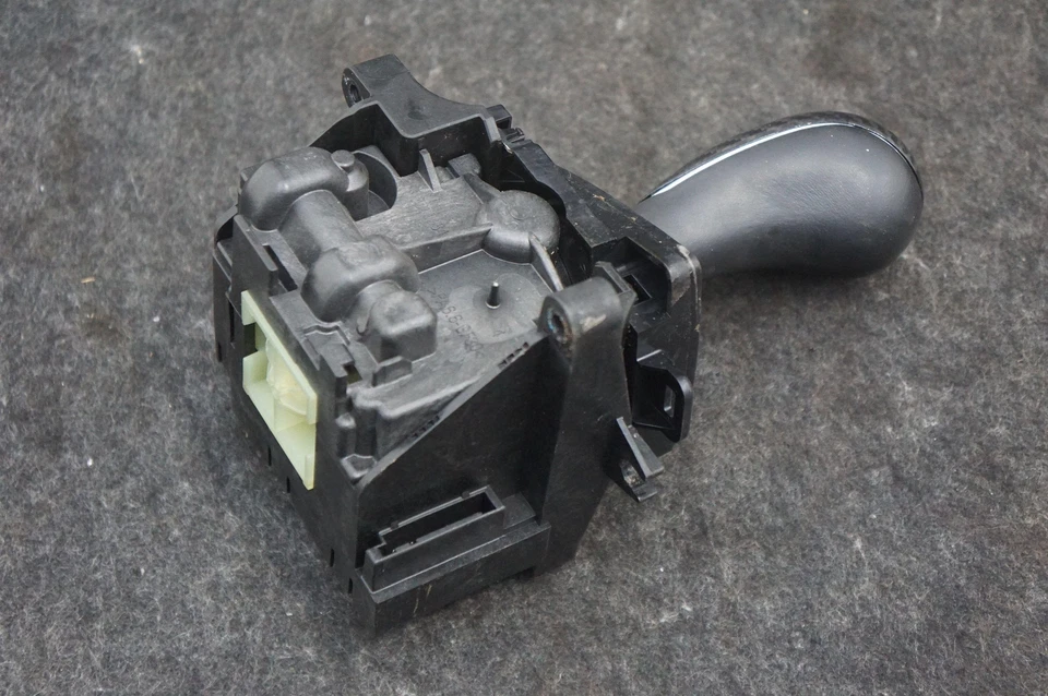 Interruptor de palanca de cambios de transmisión OEM 61317848611 Bmw M4 Competition 15-20 Foto 4 de 4