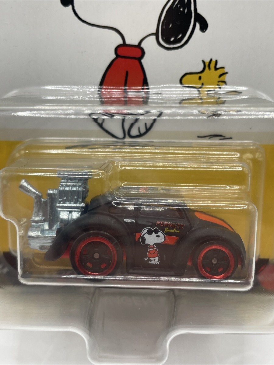 Hot Wheels Peanuts Snoopy Silver Series Volkswagen Beetle 🔥In