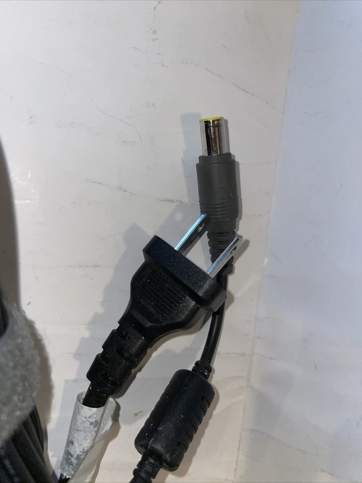 Adaptador CA genuíno Lenovo 65W 20V 3.25A carregador de laptop ADLX65NDT2A 42T4422 - Imagem 3 de 4