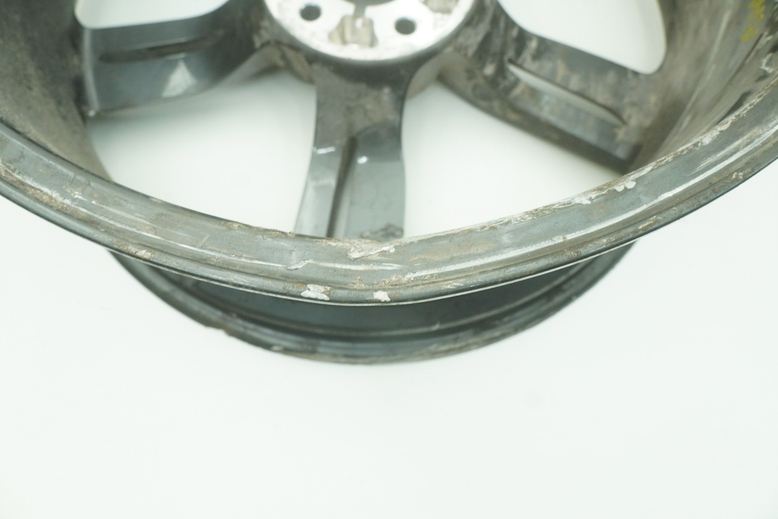 Ferrari 296 2024 Front Right Wheel Gray P/N 986217