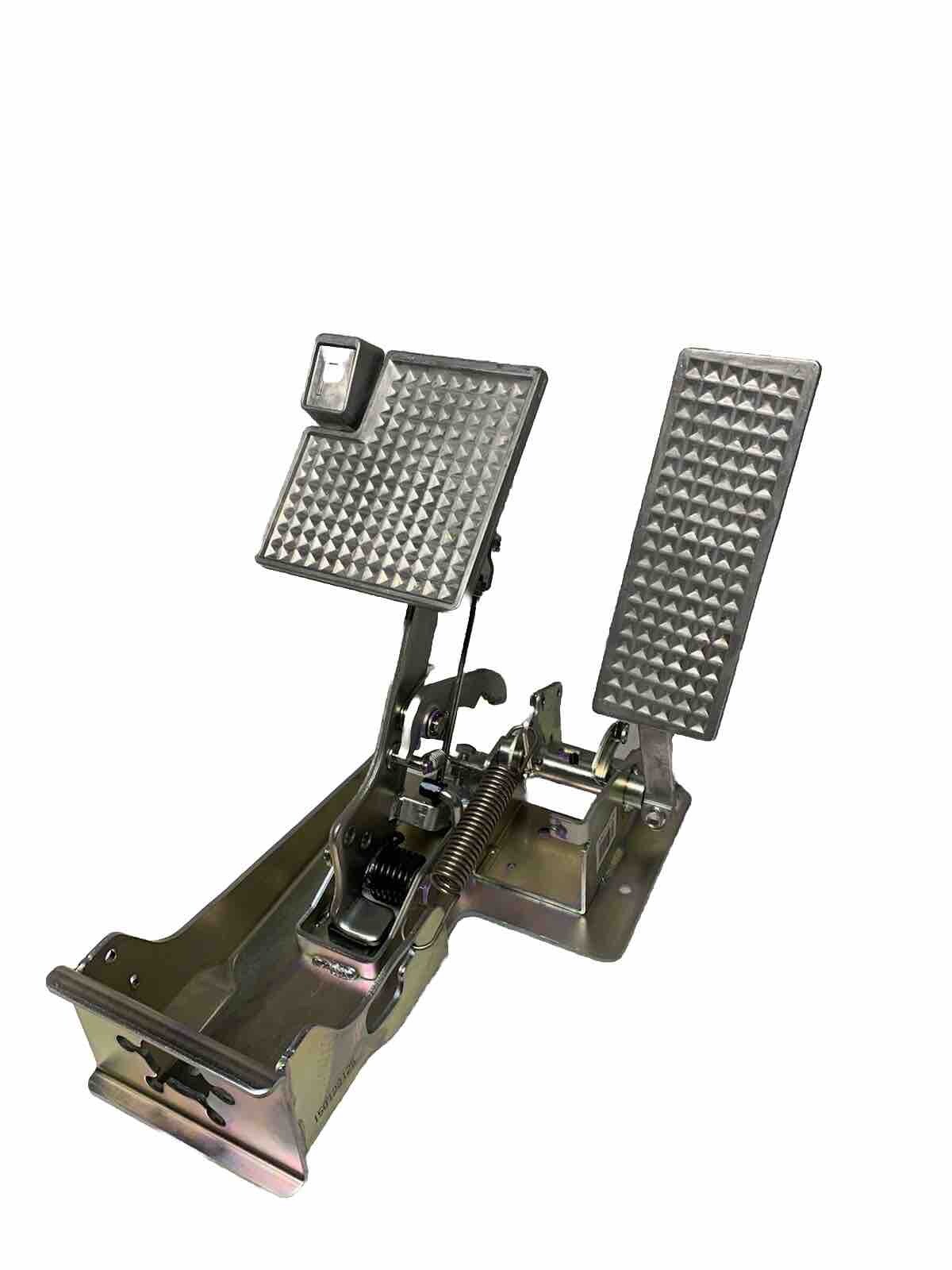 Yamaha OEM Golf Cart Pedal Assembly Accelerator and Brake 2015 GAS