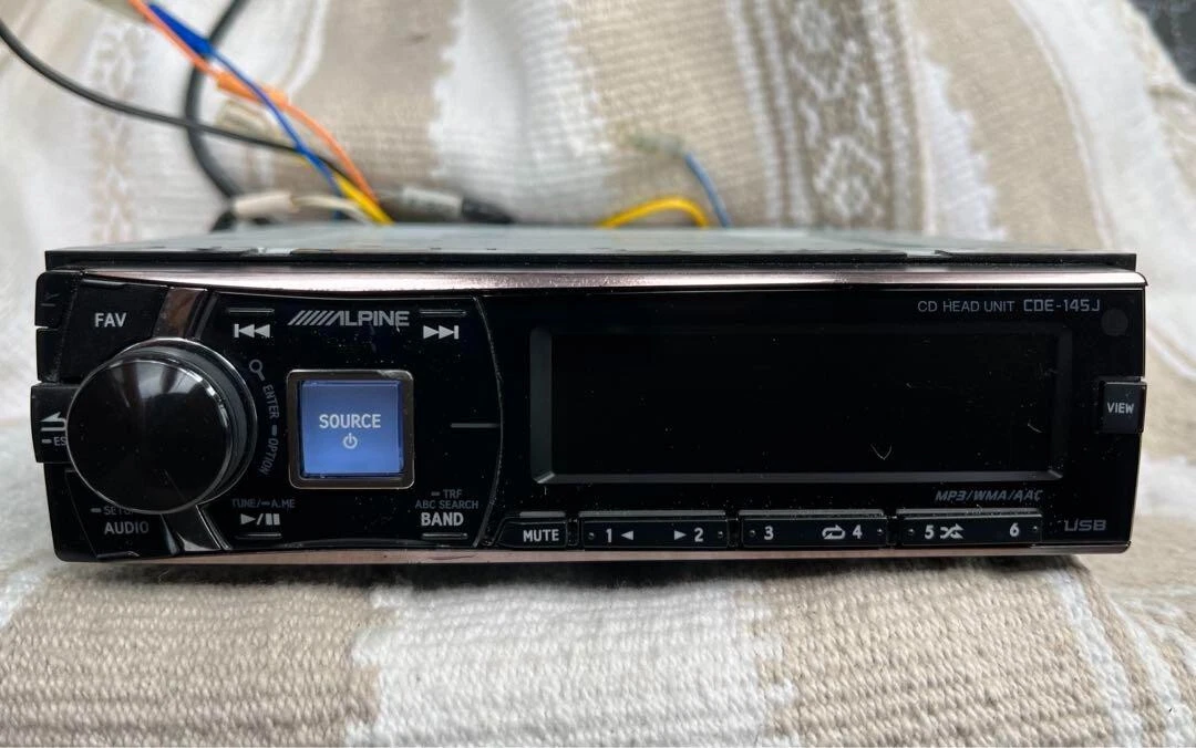 Alpine CDE-145J Car -Audio CD Player USB/CD/AUX Black Used From