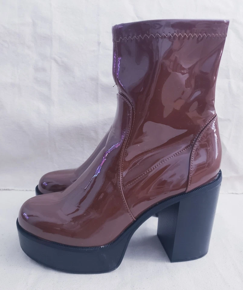 Botines Madden Girl para mujer talla 9 tacón de plataforma grueso charol marrón Foto 3 de 4