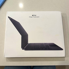 Apple iPad Magic Keyboard Built-In Touchpad K...