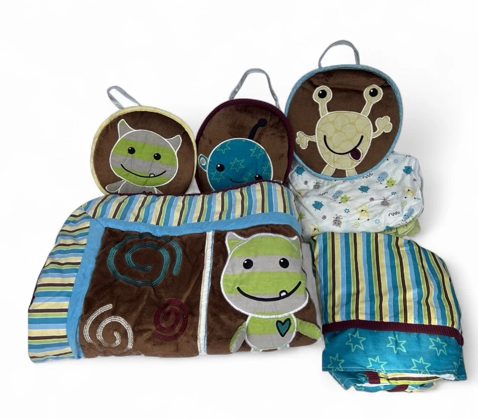 Juego de ropa de cama para cuna CoCaLo Peek-a-Boo Monsters 7 piezas raro difícil de encontrar completo con bolsa Foto 2 de 4