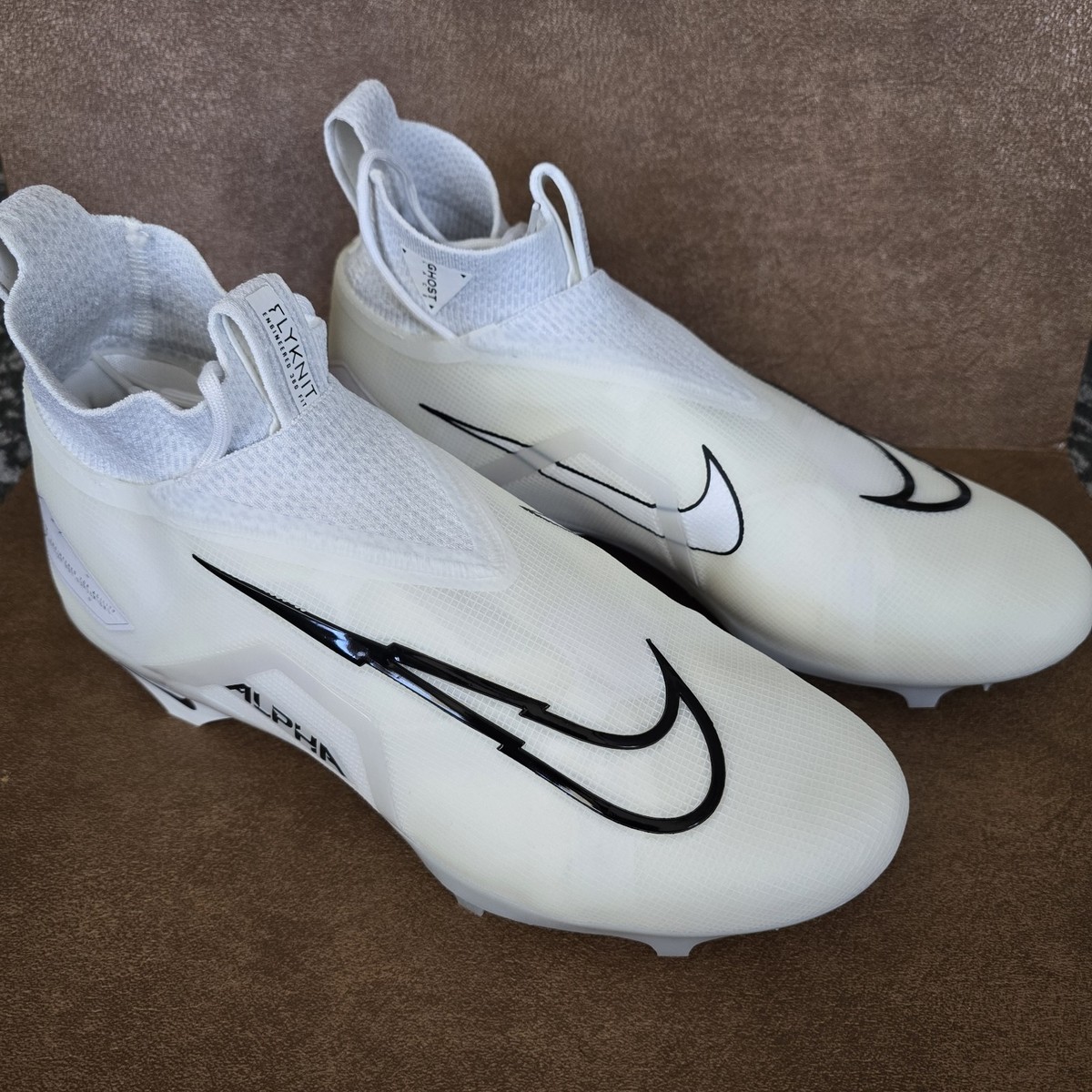 Nike Football Cleats Alpha Menace Elite 3 Pure Platinum 