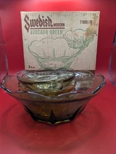 add some class to your next event with aFancy  Chip & Dip Set from the 1960/1970