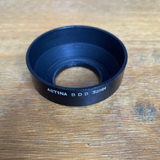 Actina BDB plastic 32mm lens hood - Metal screw threads