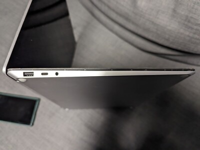 Microsoft Surface Laptop 4 13.5” Touch AMD Ryzen 5 8GB 256GB