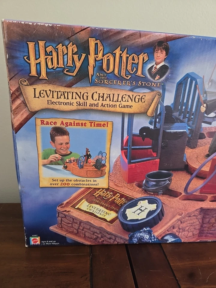 Sellado Nuevo De Colección Harry Potter Sorcerers Stone Levitating Challenge Juego Electrónico Foto 2 de 4
