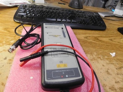 Probe Master Model: 4234.  100MHz Differential Probe.  For Parts.  No Returns