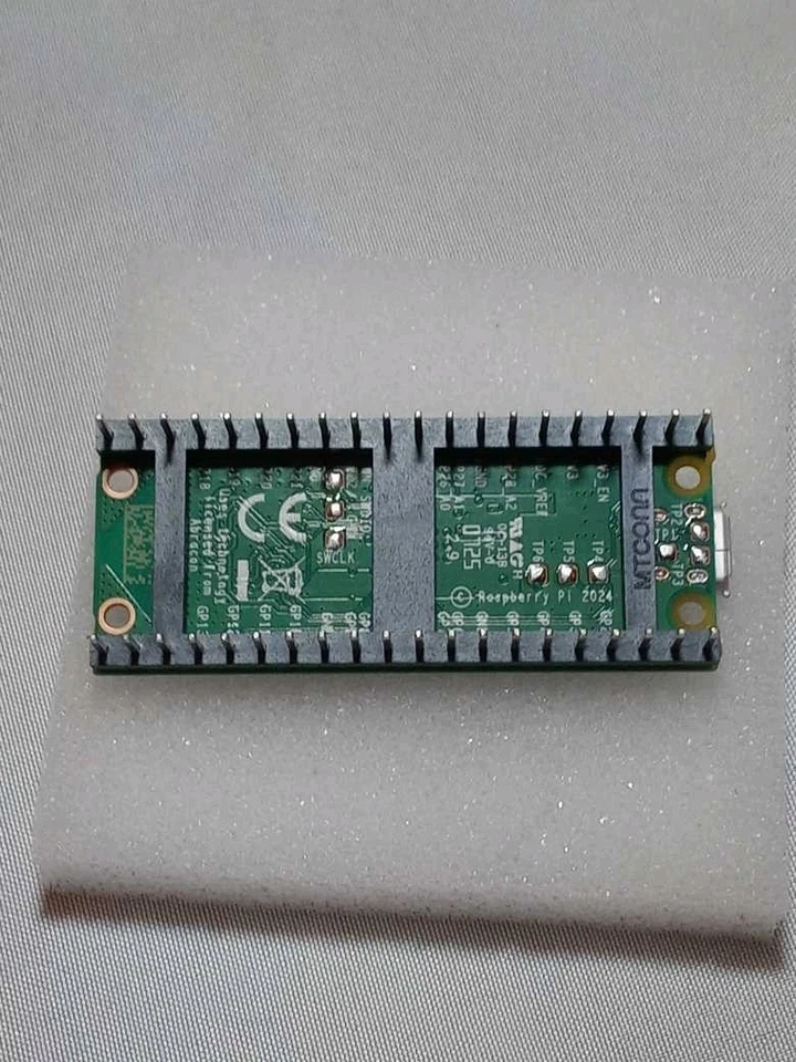 Raspberry Pi Pico 2w BRD W/Header Board 520kb 150mhz - Image 2 of 2