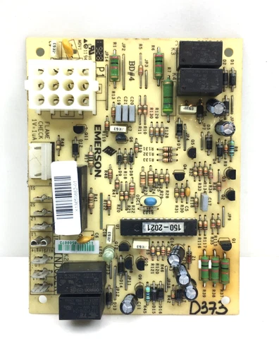 Trane X13650882-01 X13650882010 50C70-495-04 Control Circuit Board used #D373
