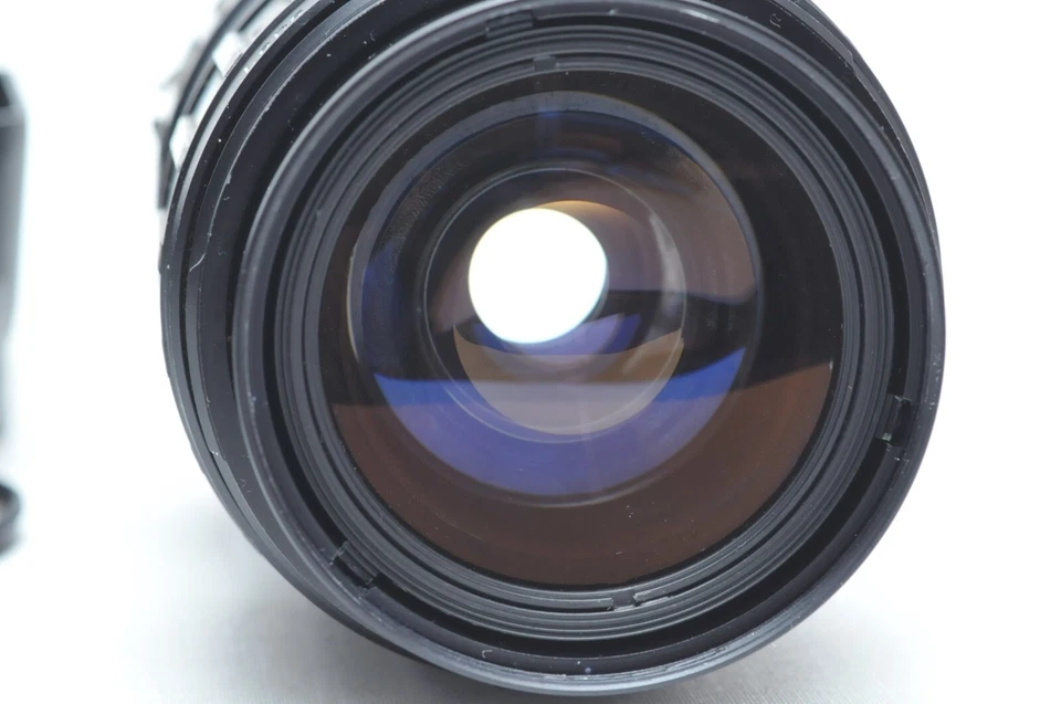 Angenieux Zoom 2x35 Macro 35-70mm f2.5-3.3 MF lens for Nikon F W/Filter &Hood - Image 3 of 4