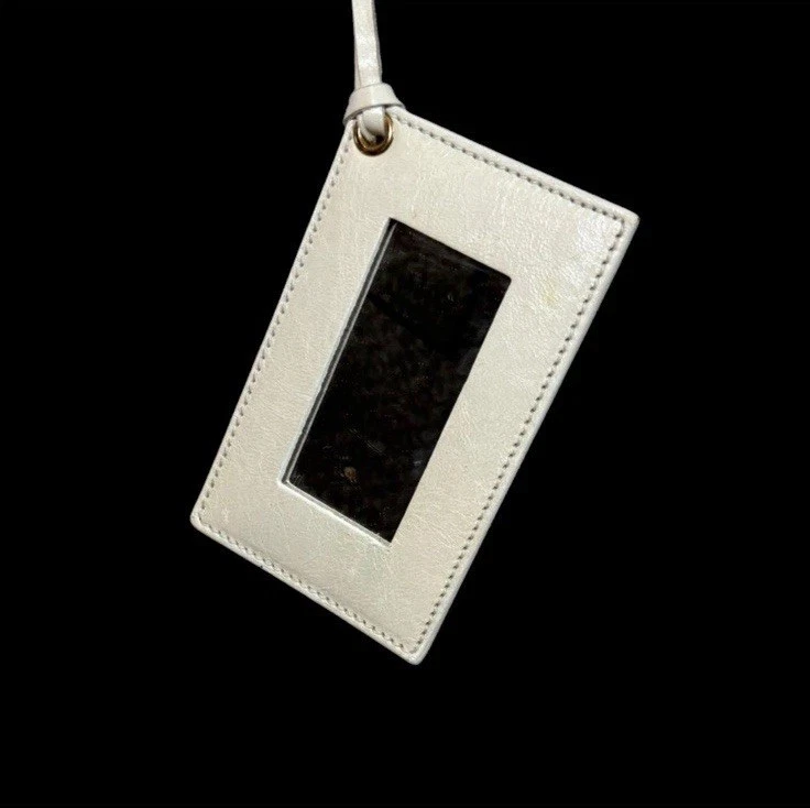 Balenciaga The Giant City Leather Handbag Off White with Gold Hardware and Strap - Image 4 of 4