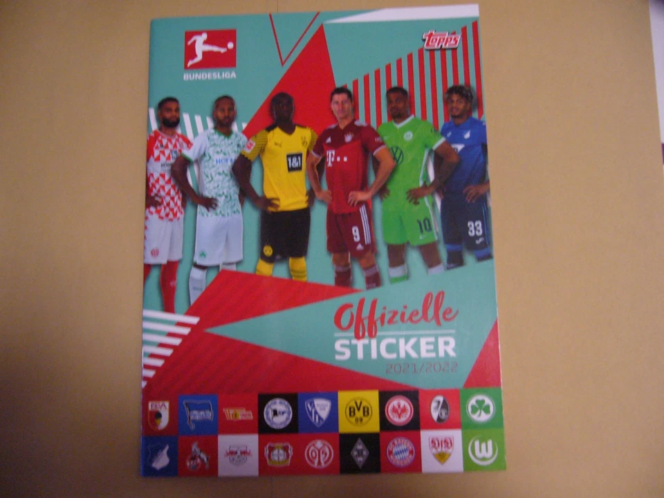 Topps Leeralbum Bundesliga 2021 2022 mit Gratissticker - Bild 1 von 1