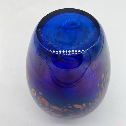 Maytum Studios Hand Blown Vase Blue Art Glass Iridescent Oil Spill ~5.5” - Picture 17 of 23
