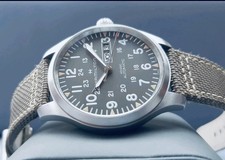 Hamilton khaki Field. hervorragender Zustand. So Gut Wie Neuwertig.