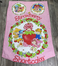 Vintage 80s Strawberry Shortcake Homemade Quilt Blanket 32x47