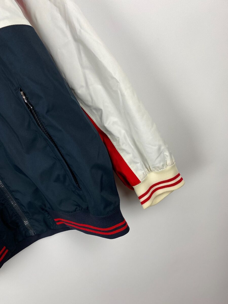 Vintage Prada Luna Rossa Sport Luxury Y2k Streetwear Jacket Vintage Prada Luna Rossa Sport Luxury Y2k Streetwear Jacket