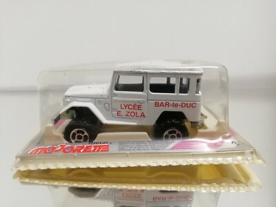 Majorette 4x4 Toyota Jeep Refuge De Cathy in weiß in Box