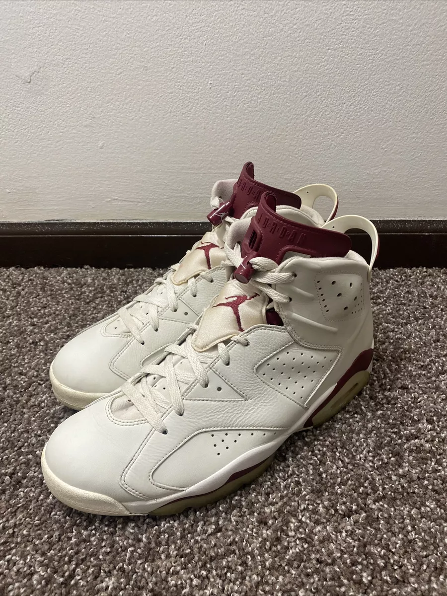 2015 Nike Air Jordan 6 Retro Maroon .OG VI 384664–116 . Size 12.