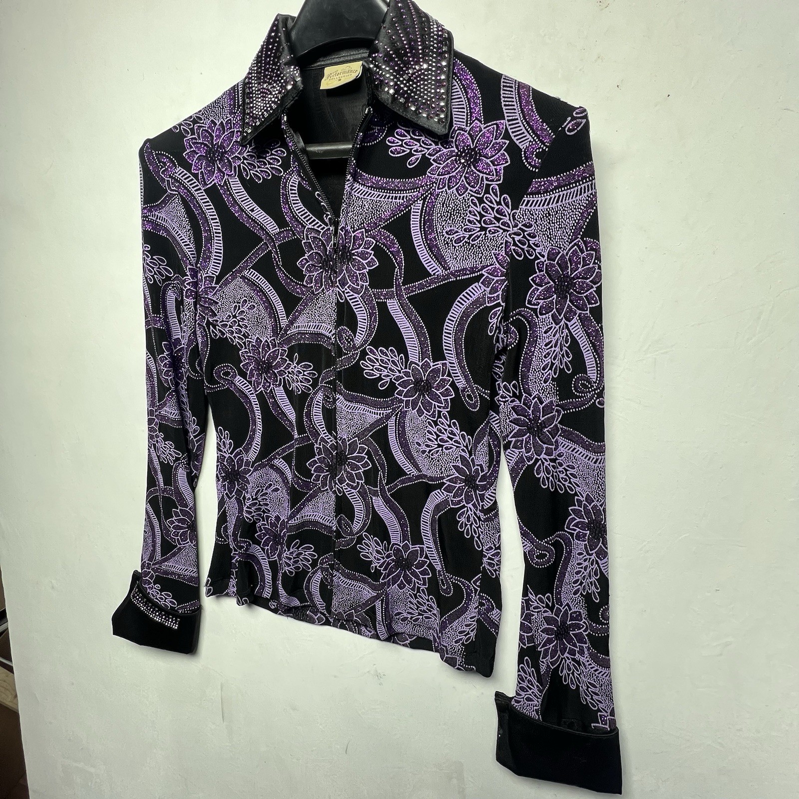 The Performance Collection Woman’s Longsleeve Ful… - image 6