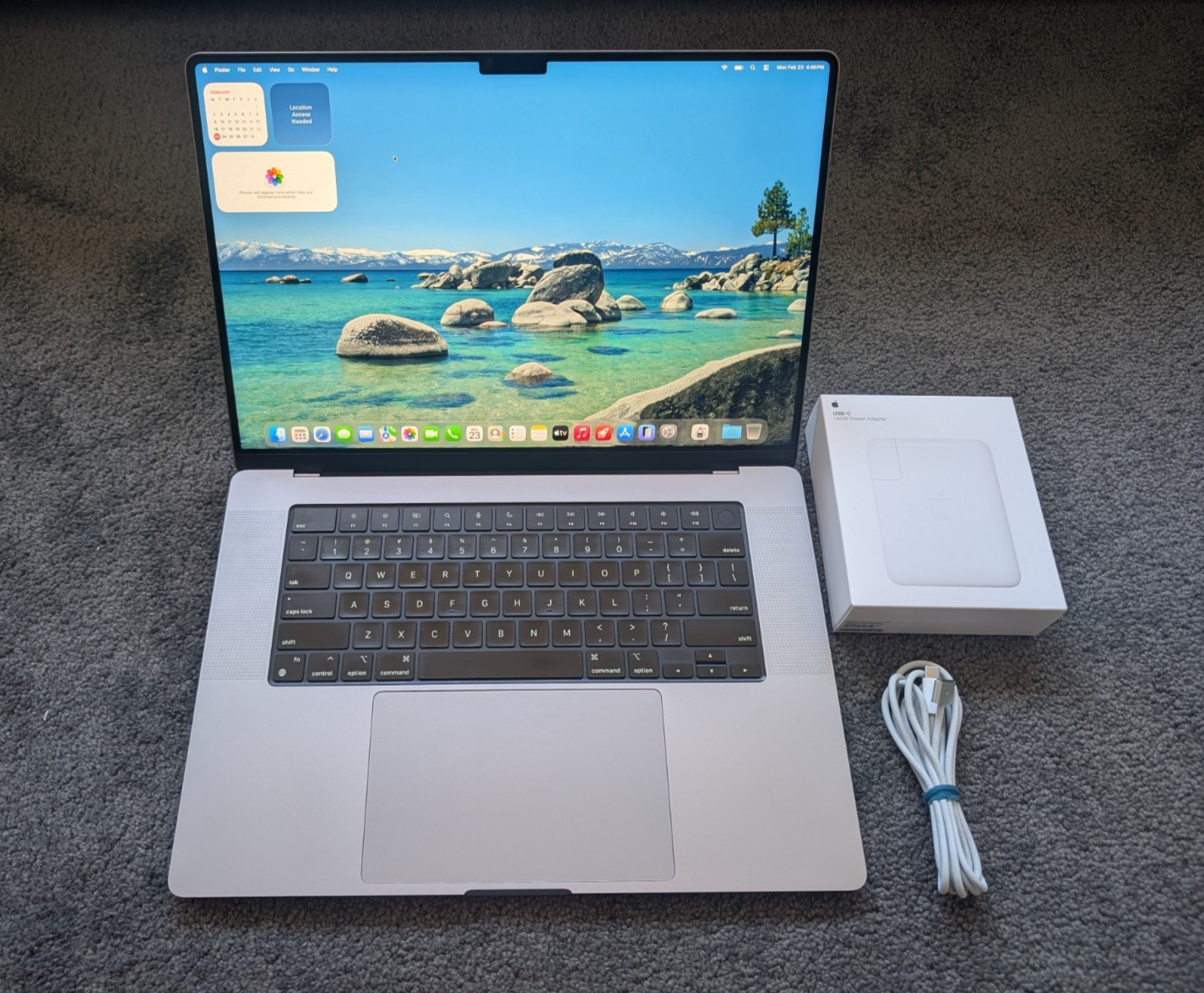Apple MacBook Pro 16