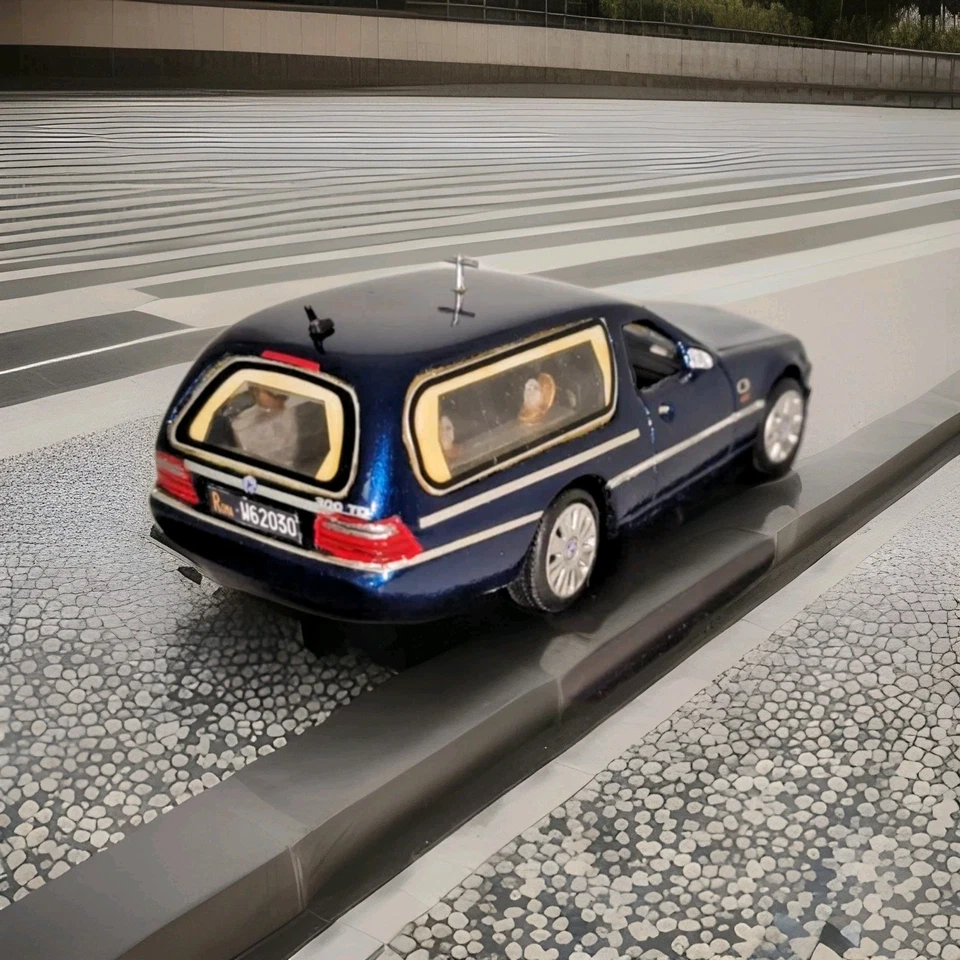 mercedes 300 Td Carro Funebre  1/43 artigianale - Immagine 4 di 4