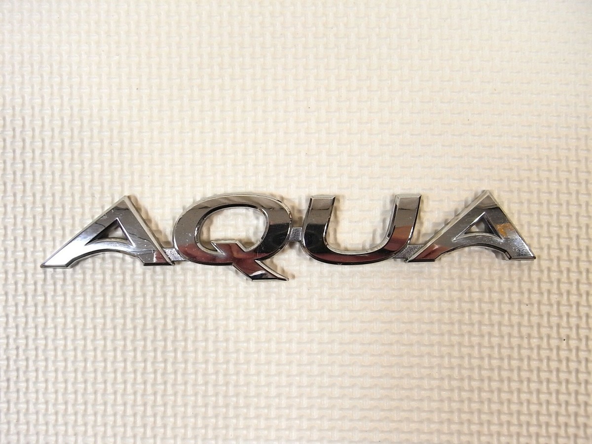 JDM PARTS] Toyota AQUA Genuine Rear Hatch Emblem NHP10 NHP Prius C
