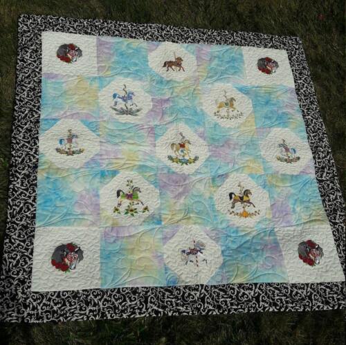 Beautiful Embroidered Horses Quilt Baby Blanket Throw Blanket Baby Decor 44 x 45 - Picture 1 of 7