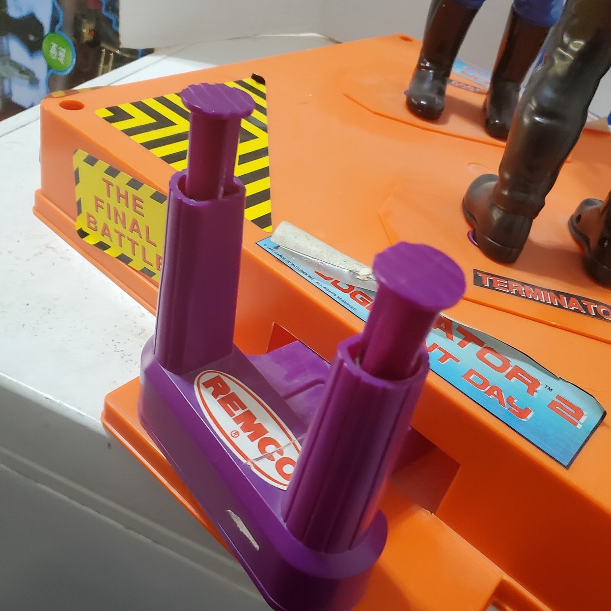 ターミネーター2 バトルゲーム REMCO レムコ 1992 Remco Terminator 2 Rock' em Sock 'em Toy Working | eBay